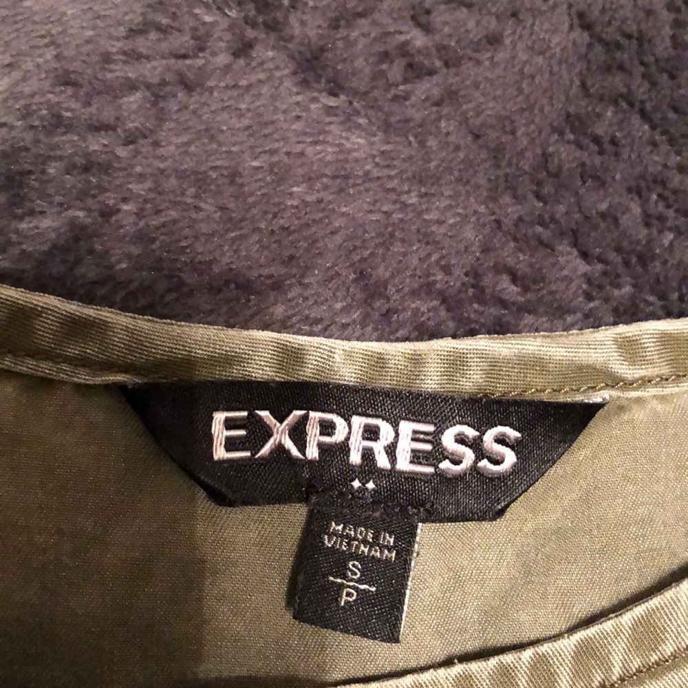 Express Blouse - Picture 3 of 4